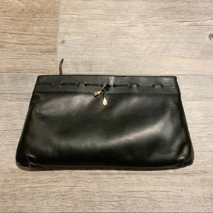 Etienne Aigner Leather Clutch Vintage 1980s